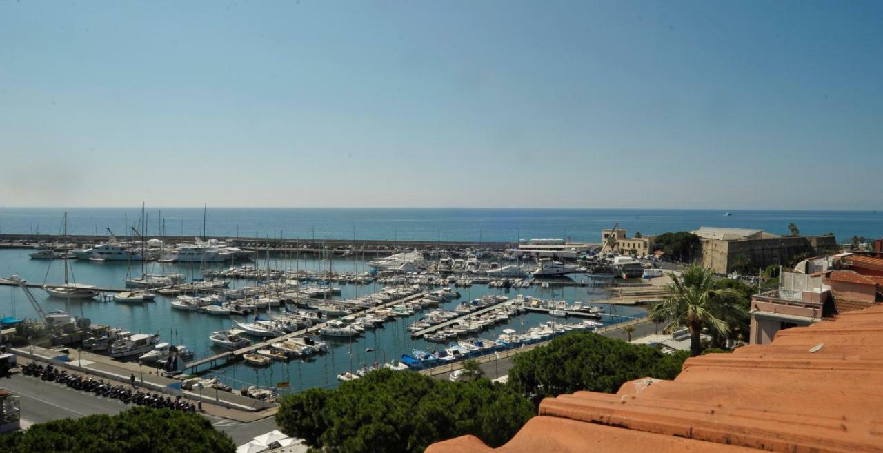 Maison Du Port Vieux Leilighet Sanremo Eksteriør bilde